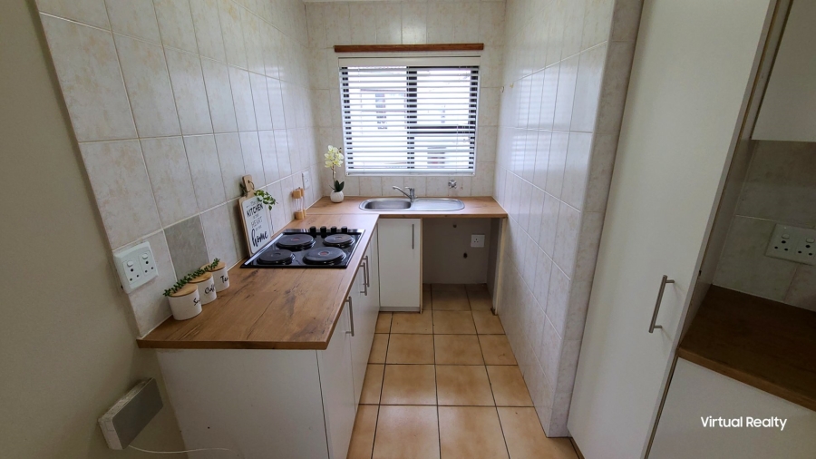 To Let 2 Bedroom Property for Rent in Parow North Western Cape
